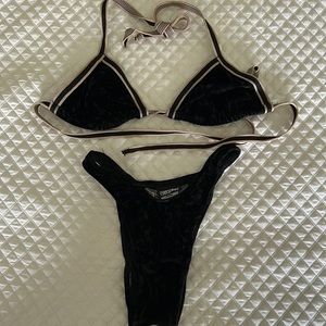 Vintage ‘90s Mossimo bikini black velvet with tan/black ties